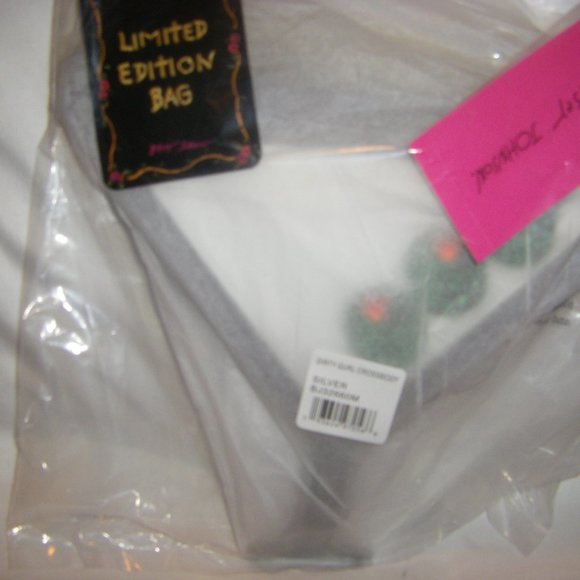 Betsey Johnson Kitsch Dirty Gurl Crossbody Bag Martini BJ32660M NEW SEALED - Picture 11 of 15